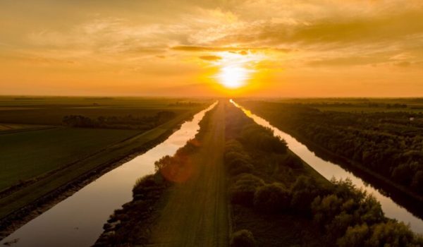 Sunset over the river Don in Yorkshire